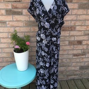Maxi Dress Land’s End Black White Print XLG 18